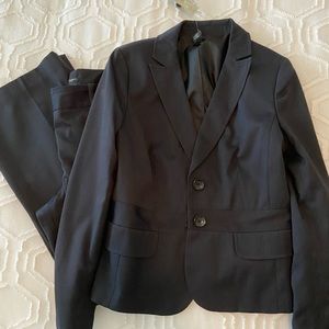 Women’s Ann Taylor suit size 12